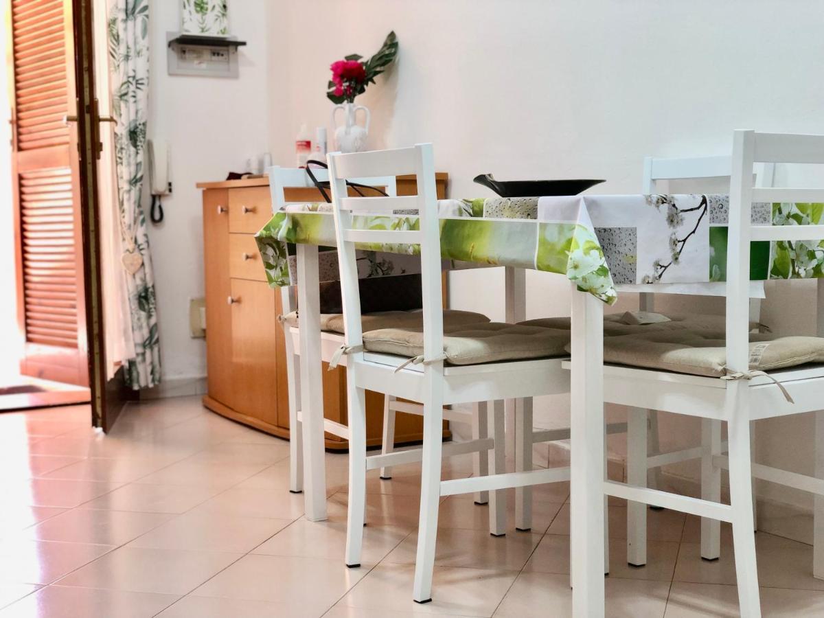 Casa Smeralda Apartment วิลลัสซีมีอุส ภายนอก รูปภาพ